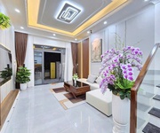 11 Nhà 1 trệt 2 lầu 80m , 4pn, 5wc, sổ riêng, gần quốc lộ 1A