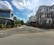 siêu phẩm nhà phố 4 tầng   q9 - đường 12m có vỉa hè