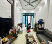Bán nhà hoàng hoa thám, tây hồ, gần phố, 31m2, 5 tầng, chỉ 8.2 tỷ