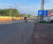 3 Bán gấp đất mặt tiền đường đt741  phú riềng đỏ    trung tâm thành phố đồng xoài