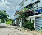 2 Bán đất 50m2 đường 23 nguyễn xiển, view sông, giá 2.x tỷ