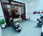 Bán nhà 3 tầng kiên cố hẻm 1 trục phạm văn bạch ngang 5m, 5pn, hơn 7 tỷ