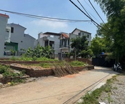 Bán lô góc vân côn, hoài đức, ô tô đỗ, giá đầu tư