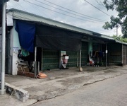 Bán đất có 3 dãy phòng trọ 55 phòng, thu nhập 70tr 1 tháng, diện tích 1398m  đất. giá chỉ 11tr6/m2