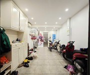 Cổ linh - đối diện aeon mall - ô tô vào nhà - 7 tầng thang máy - 8.7 tỷ