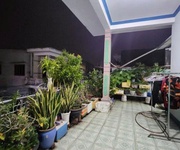 1  nhà 2 tầng 118m    hẻm xe hơi   đông hòa, dĩ an   ngang 7,6m 