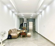Bán nhà đẹp 40m2 3tầng mt 6m nhỉnh 7 tỷ ngõ 89 lạc long quân tây hồ