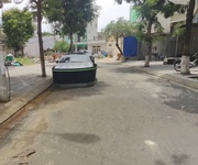 Lô đất 3 mặt kiệt oto diện tích khủng đường lê bôi