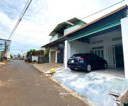 Cần bán nhà mặt tiền 372 trần phú, giá 3tỷ350tr, vị trí đẹp, thuận tiện kinh doanh hoặc đầu tư.