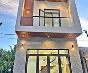 Nhà 2 tầng chỉ 599 triệu sang sổ