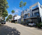 Bán Đất Long An Gần Chợ   100m    Giá 1 Tỷ 5   Đường Xe Hơi Tận Nơi
