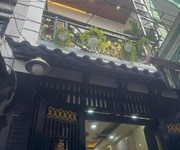 Nhà 2 tầng sàn 58m2, vuông   quang trung qv