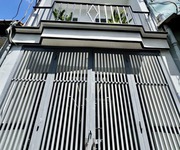 Nhà 2 tầng 32m2, vuông   nguyễn duy cung qv