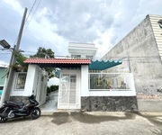 Bán biệt thự sân vườn linh đông 200m    hẻm ô tô 5m   gần vành đai 2   giá chỉ 12.2 tỷ, dòng tiền