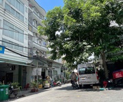 1 Căn góc kinh doanh buôn bán phố quận 7, đường lý phục man, 60m2, giá tốt