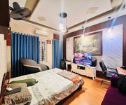 Bán nhà lạc long quân 40m  5 tầng, lô góc, ngõ rộng ô tô, gần phố, nội thất cao cấp, giá 10 tỷ