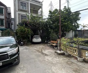 Bán biệt thự sân vườn tây hồ ciputra 208 m 8 mt oto vào nhà.6 tầng thang máy .đẳng cấp .chào:41.5 tỷ