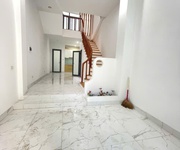Gia đình cần tiền bán gấp nhà tại quang trung -yên nghĩa -hà đông, dt 39m2 nhích 5 tỷ