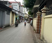 Cần tiền bán đất , phố bắc cầu, bồ đề, cách 1 nhà ra oto, 5p tới cầu long biên, 48m2 4ty2