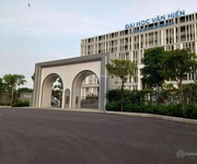 2 Bán đất nền biệt thự   view hồ   242m2 - bình chánh  - chỉ 10 ty mầm non
