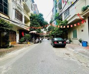 Vừa ở vừa cho thuê   dòng tiền ổn   phân lô   gara   vị trí đắc địa