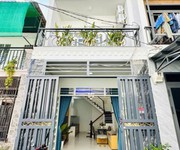 Nhà nở hậu 2 tầng hẻm xe tải dtsd 70m2   lê văn khương q12