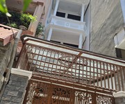 Chính chủ bán nhà 4 tầng trung tâm phường khương mai, thanh xuân, vị trí đẹp, ô tô vào tận sân