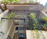 Nhà trung tâm cầu giấy gần phố - vị trí đẹp 50m ra phố - ngõ ba gác   5 tầng 6 ngủ  47m2   12 tỷ