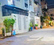 Nhà đẹp   đường xe tải   bình trưng đông q2   3 tầng   ngang 5.7m   giá 6.7 tỷ