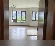 1 Mặt phố nguyễn công hoan   71,6m    mt 5,4m   36,5 tỷ   3 mặt thoáng   sổ vuông đét