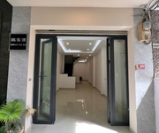 Bán nhà đúc 2 lầu hẻm 606 Đường 3 Tháng 2, P14 Q10 ngay trung tâm SG