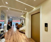1 Đội cấn, 7 tầng thang máy, nội thất đẹp, ô tô ngủ trong nhà   65m , mt 4.6m