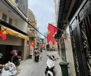 1 Bán nhà 4 tầng, 44m2, hẻm 6m, gần hoàng việt, tân bình, giá 9.x tỷ
