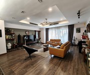 Tòa cc 57 láng hạ, 193m2, 3pn, nội thất đẹp, 17.65 tỷ trung tâm đống đa