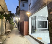 Bán nhà đàm quang trung 40m    6t   mt 4.8m   9.2 tỷ   long biên   thang máy  lô góc   ngõ thông