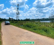 4 Cưkuin- đắk lắk đất giáp hồ tự nhiên lại sẵn thổ cư kdc đông đường bêtông tới đất chỉ 4xxtr