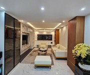 Thạch bàn - 6 tầng thang máy - lô góc - ô tô 48m chỉ 7.7 t.ỷ