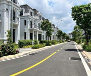 2 Bán suất biệt thự vườn góc diện tích hơn 300m2 tại hồng hạc city