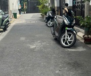 Nhà mới rất đẹp tặng full nội thất đường 4m ô tô đỗ cửa thới an 20 q12