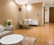 4 Cho thuê căn 2 ngủ Chung cư Vinhomes Nguyễn Chí Thanh, Đống Đa, Hà Nội