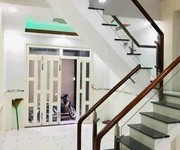 1 Nhà vuông 2 tầng 32m2   đường 49 tđ