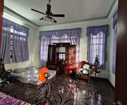 Bán nhà mặt phố dương đình hội, q.9, dt 130m2, 3 tầng, 5pn, sh, giá 15.9 tỷ.