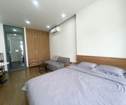 Cho thuê căn hộ tách bếp  35m2  1 ngủ Vinhomes Marina.