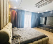 2 Bán nhà nguyễn văn cừ 50m 6 tầng mt5m thang máy lô góc giá 10.8 tỷ