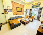 2  bán nhà lô góc ngoại giao đoàn   xuân đỉnh   có hầm   ô tô tránh.dt:73 m.5 tầng.giá :20 tỷ