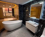 5 ĐẲNG CẤP VIP   Nhà Phố Ngọc Thụy, Long Biên, 56m2, 8 tầng, gara 2 ô tô, thang máy, Full đồ