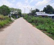 bán nhanh 200m  đất thổ cư giá 250 triệu, đường nhựa 7m, gần kcn