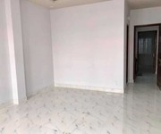 1 Xe hơi đậu cửa - sổ vuông a4, nhỏ xinh, lung linh dễ chốt.