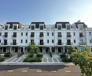 4 Bán biệt thự song lập hồng hạc city phú mỹ hưng 9x20,400m2, 22 tỷ, mua tt cđt, ls 0 xem thực tế
