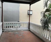 2  trung tâm ba đình   tân ấp   ô tô đỗ cửa   kinh doanh   nhà hiếm 